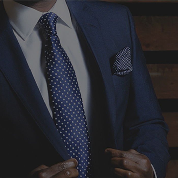 ⾝だしなみ⼿当